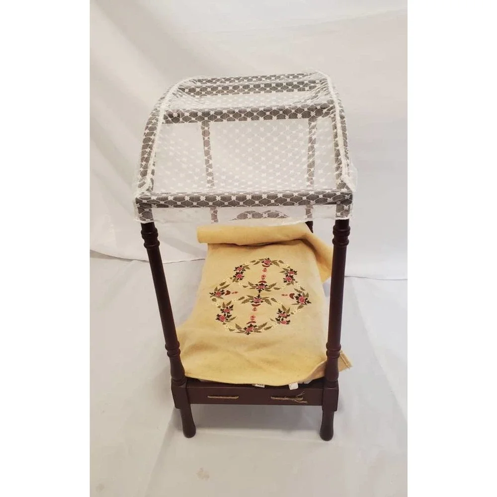 American girl caroline bed good condition